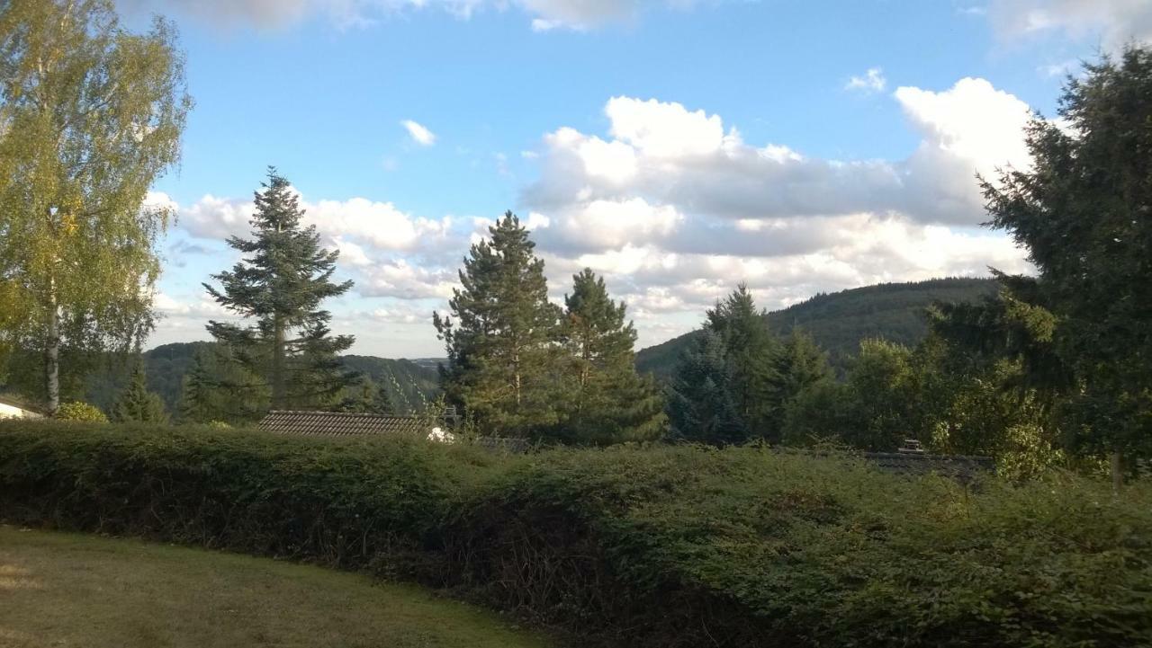 Blick in die Südeifel Biersdorf Exterior foto