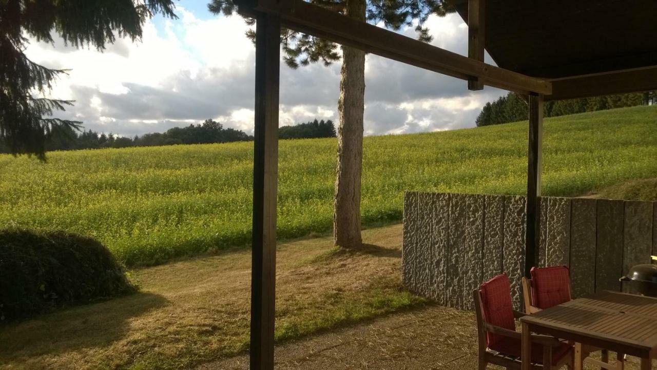 Blick in die Südeifel Biersdorf Exterior foto